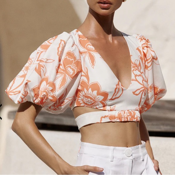 Runaway the label caliente top size XS white and orange new floral puffy sleeves - Picture 6 of 8